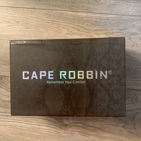 NWT CAPE ROBBIN HANI BLACK LACE UP HEELS 5.5 - Picture 5 of 7